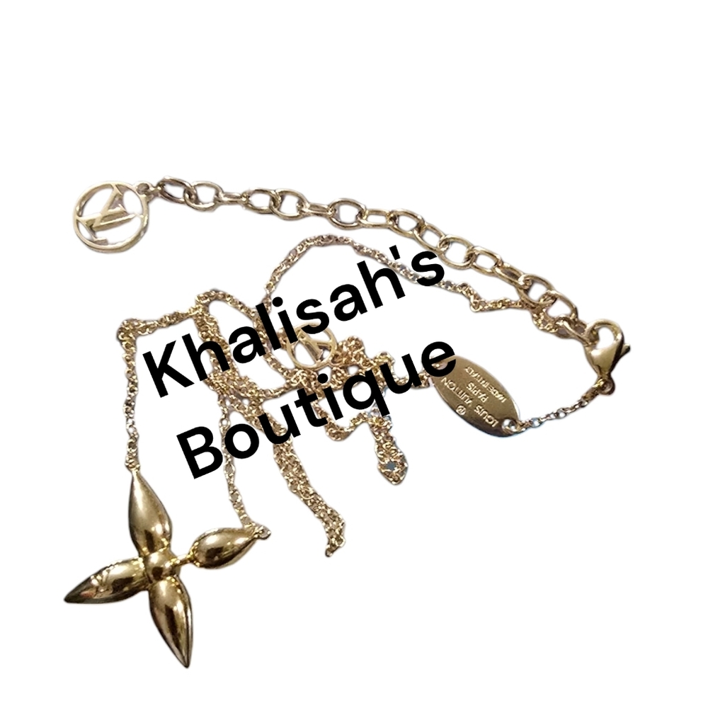 BNIB!!! Louis Vuitton Louisette Pendant Necklace MONOGRAM GOLD LV Authenticated - Picture 13 of 16